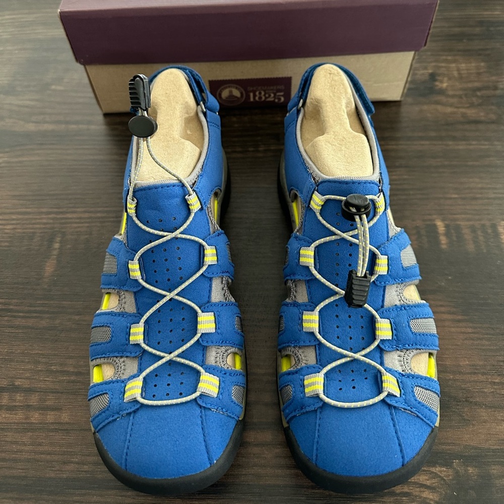 Clarks Blue and Yellow Water/Outdoor Sandals